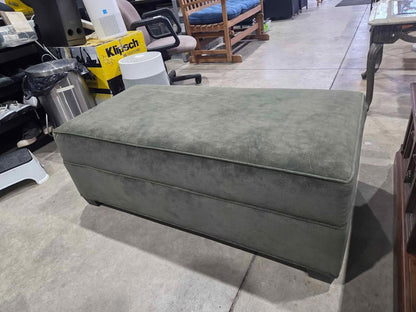 3 Piece Green Fabric/Velvet Ottoman Set