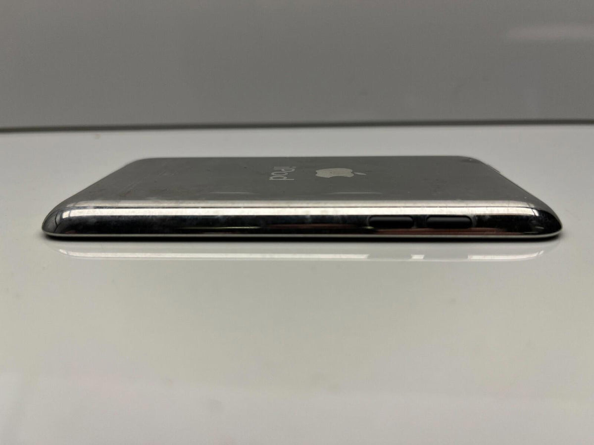 iPod Touch 32GB 4th Generation A1367 FOR PARTS