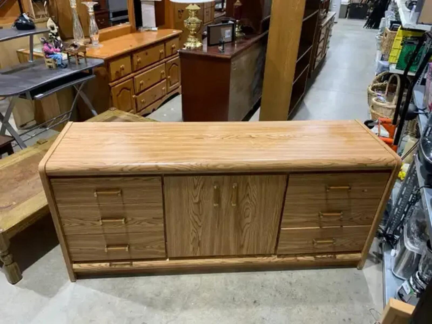 Palliser Oak Vaneer Dresser