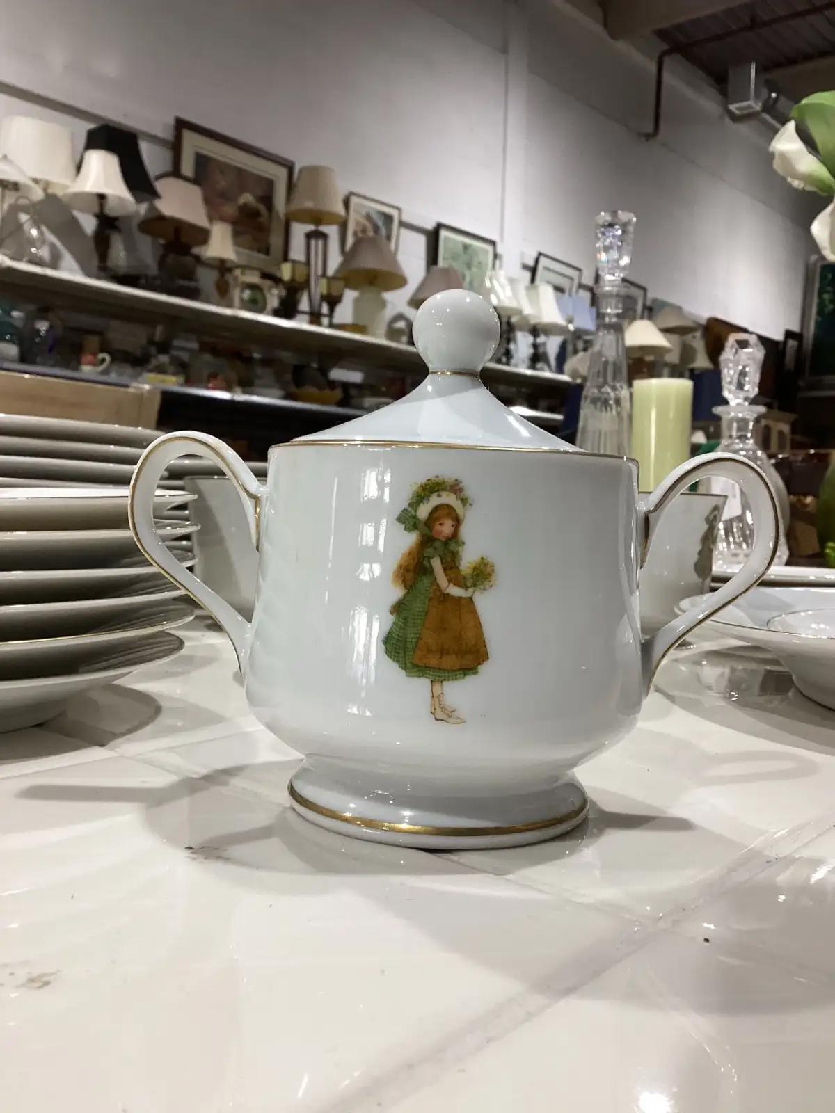 1970 Holly Hobbie Green Girl China Set