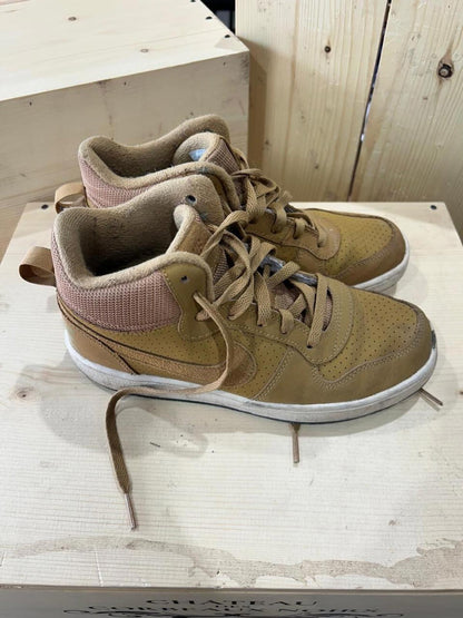 Nike Court Borough Mid GS Youth Size 5.5 Color Yellow Tanned