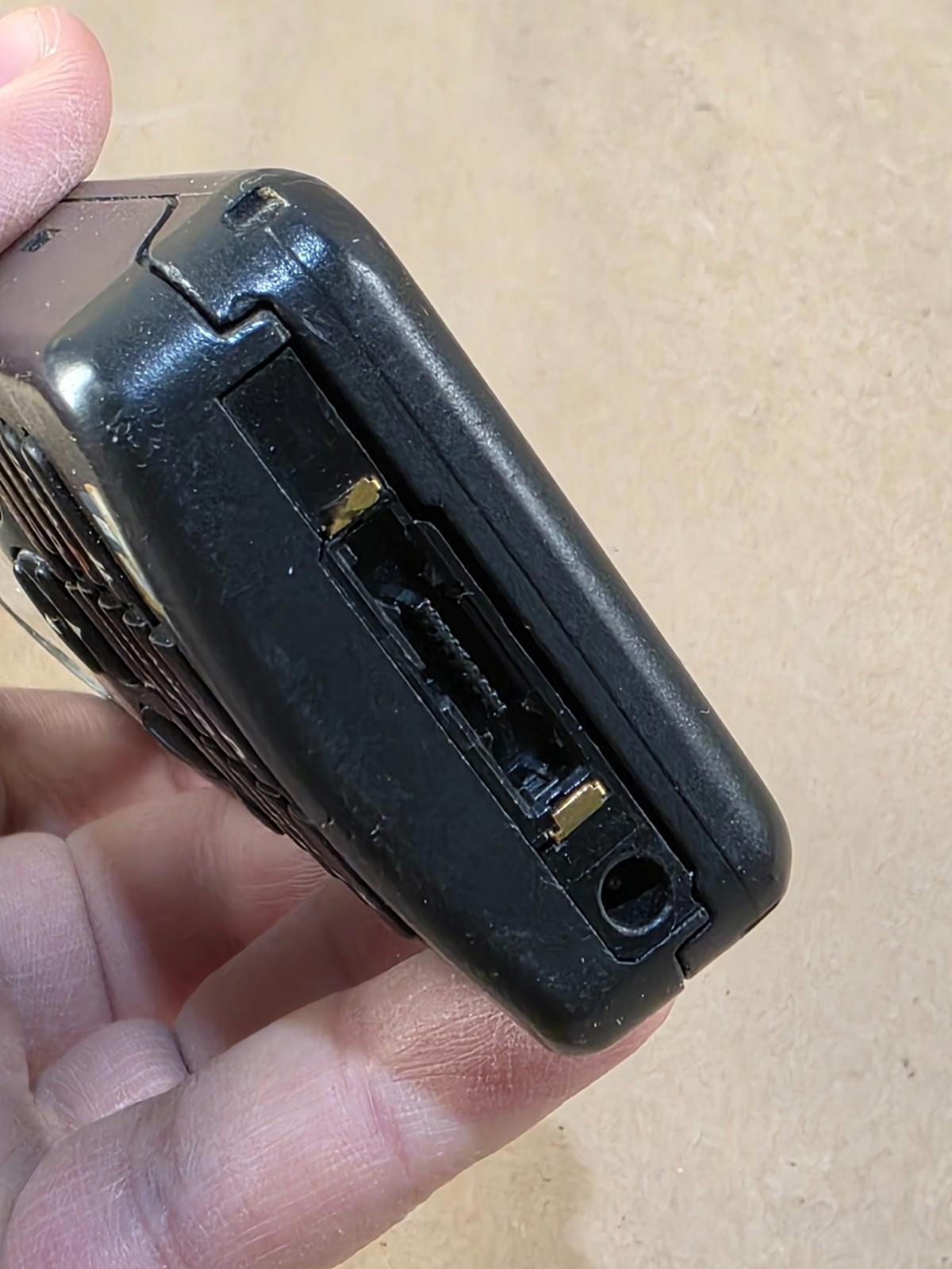 Genuine Vintage Nokia (2190E) Bar Style Cell Phone - RARE