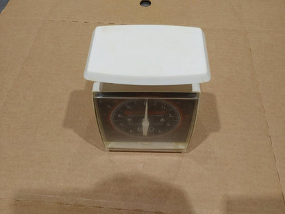 Good Condition KitchenQueen Analog Kitchen Food Scale Up to 4.5kg/10lb White