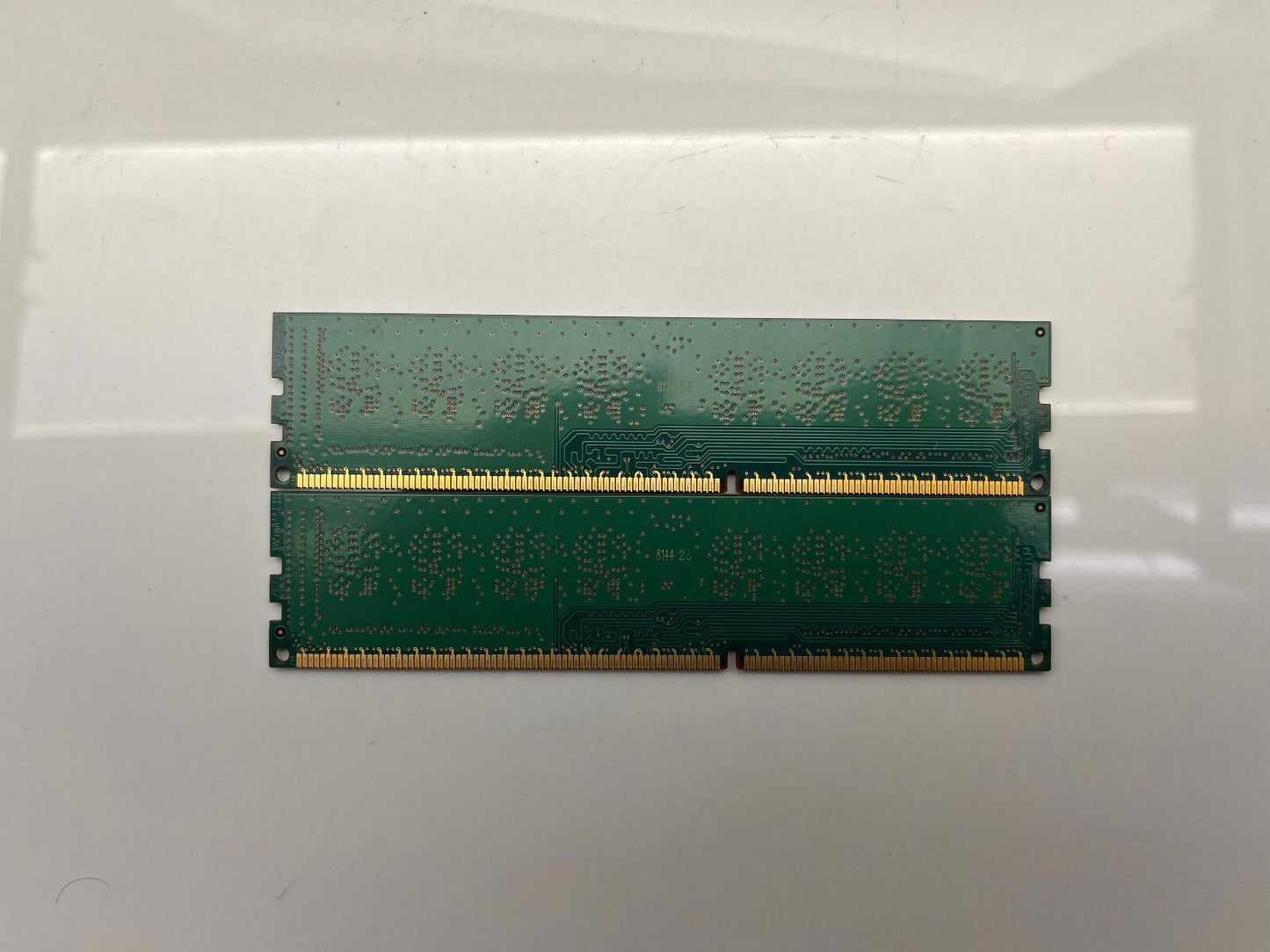 Samsung 4GB (2x2GB) DDR3 1333 RAM Kit M378B5773DH0-CH9