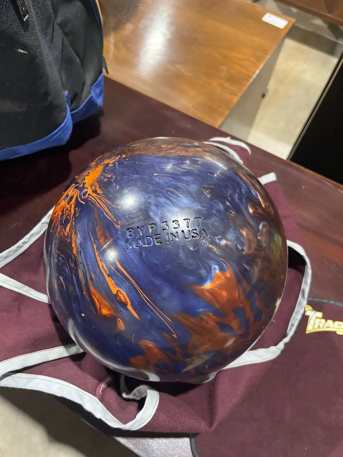 Brunswick Absolute inferno bowling ball with backpack