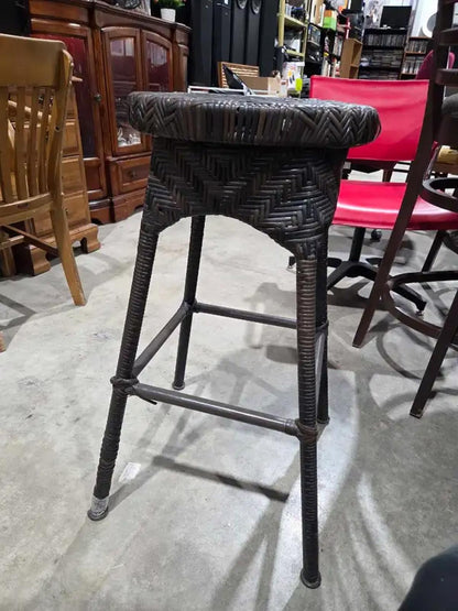 Resin Wicker 30" Bar Stool - Swivel