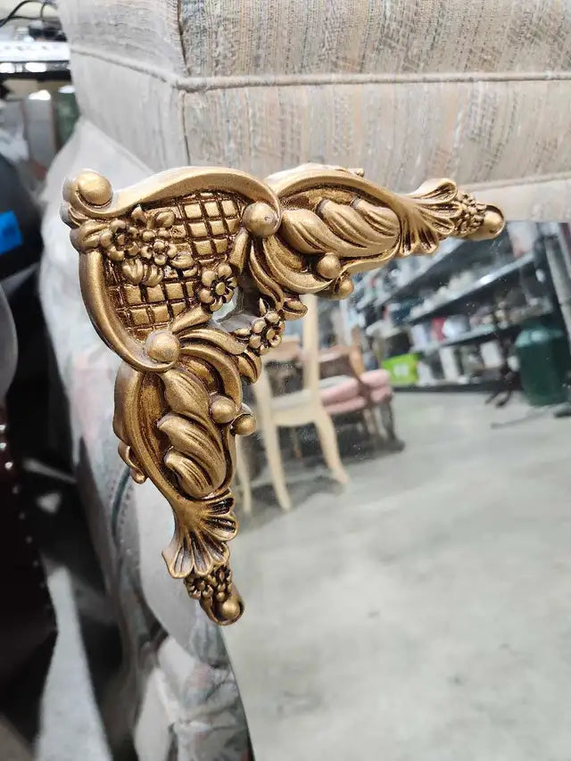 Gold Accent Mirror 38x26