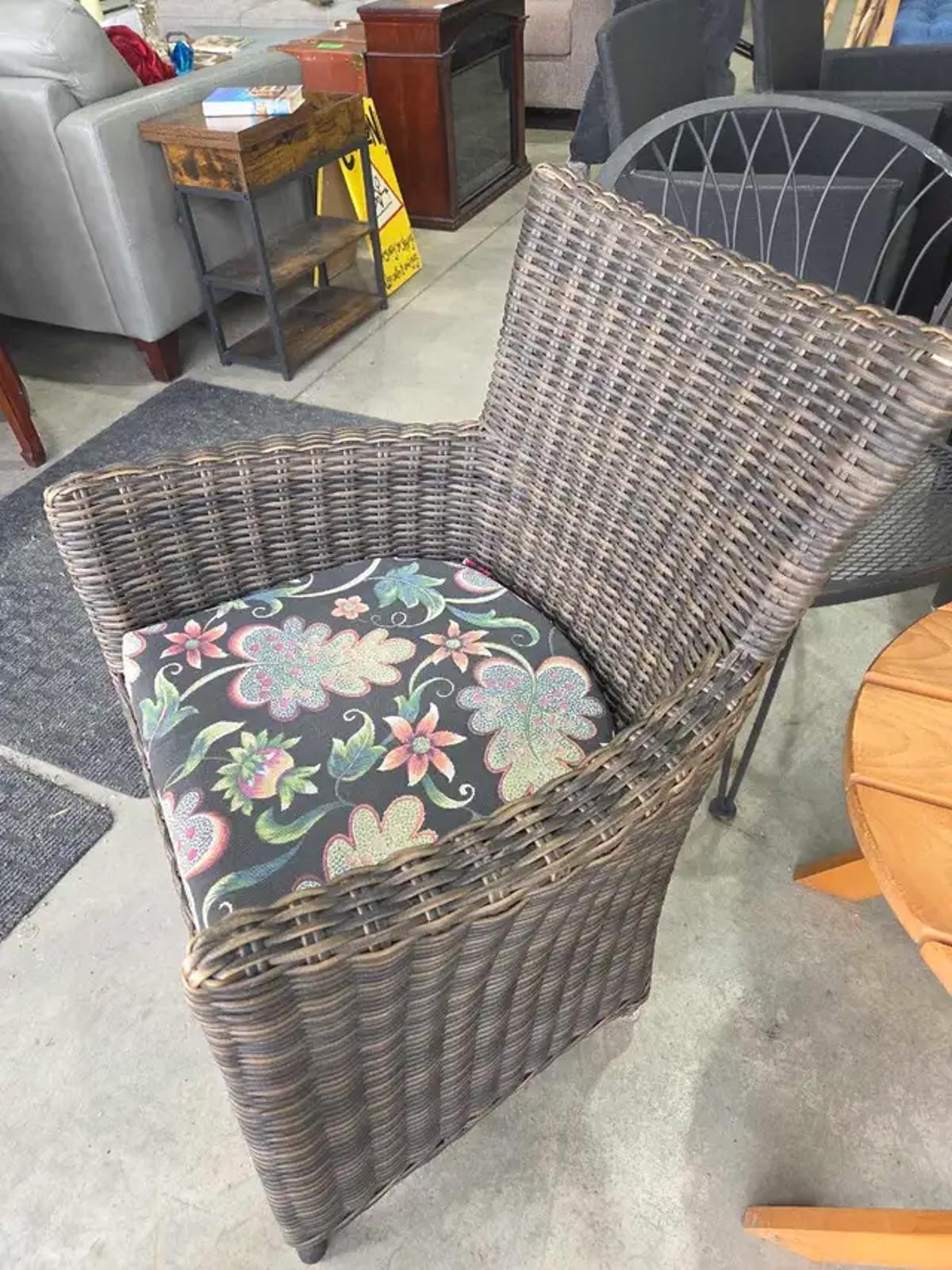 Canvas Faux Wicker Patio Chair