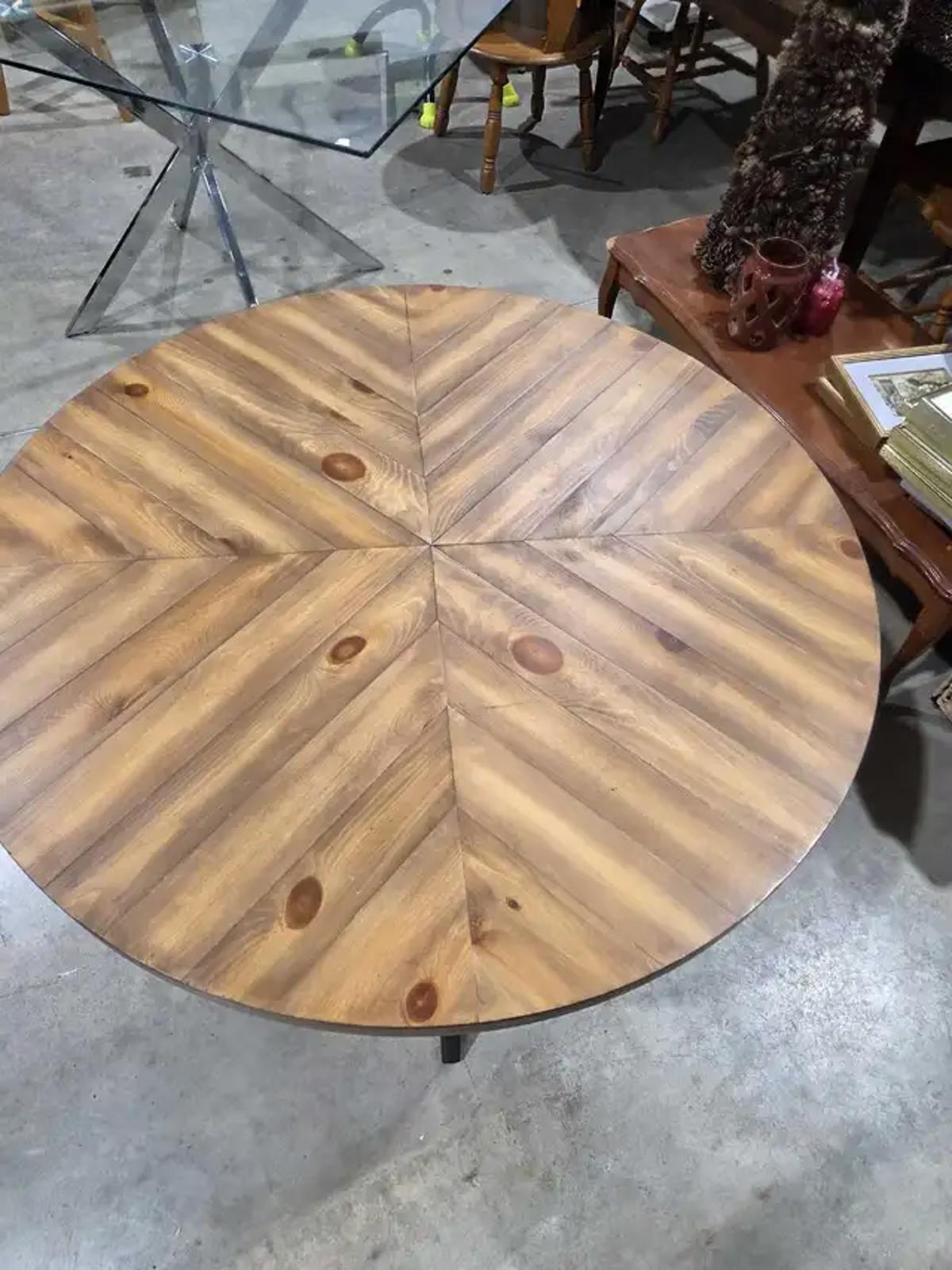 Round Modern Wooden Dining Table