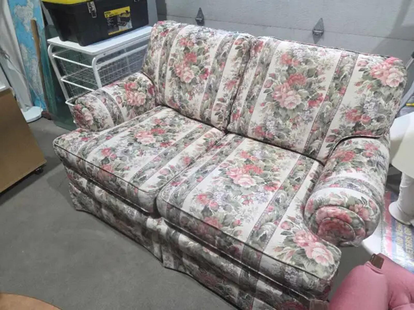 Vintage Floral Patterned Loveseat