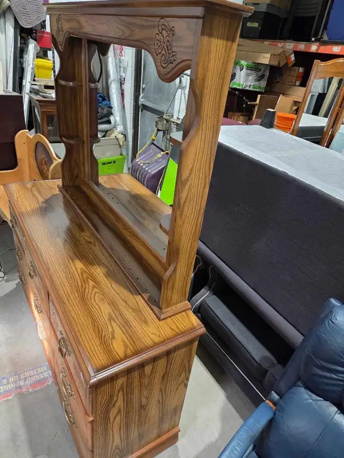 9-Drawer Oak Effect Dresser with Mirror
