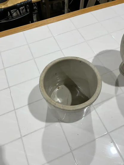 Ceramic vintage style planter