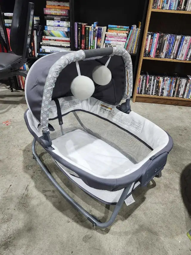 Baby Trend Bassinet