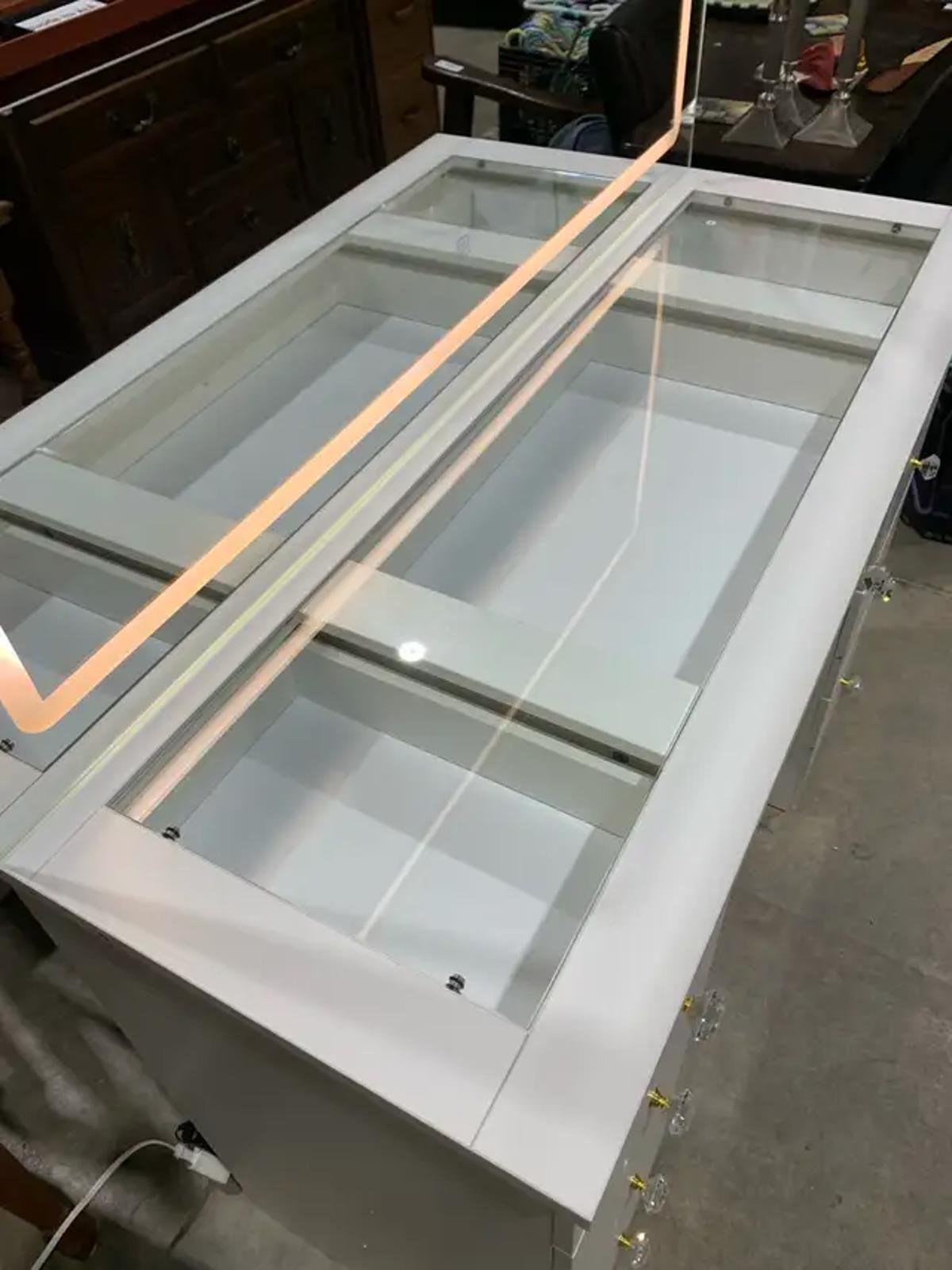 Makeup Vanity with Touch Light