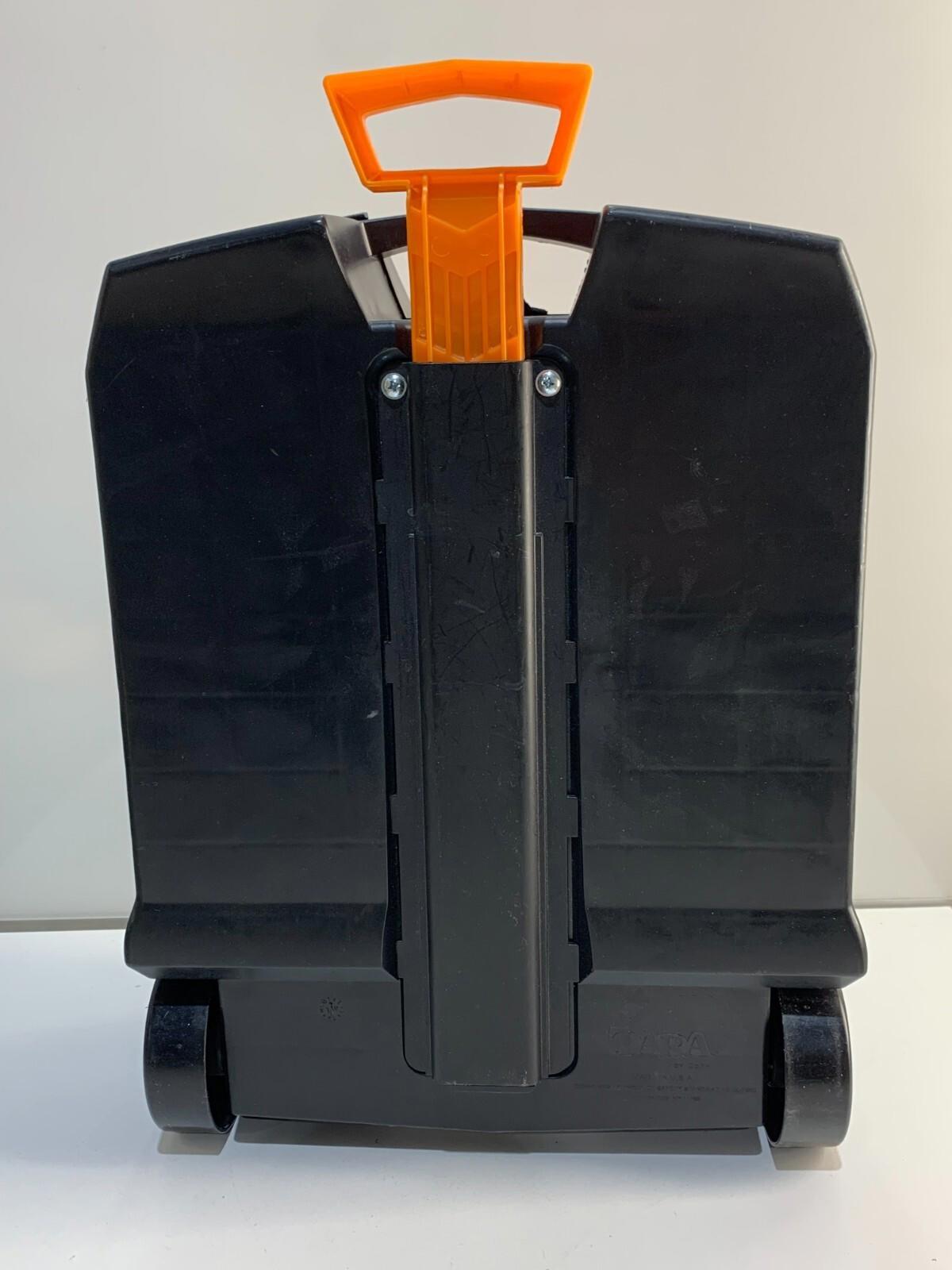 Hot Wheels Rollin' 100 Car Case