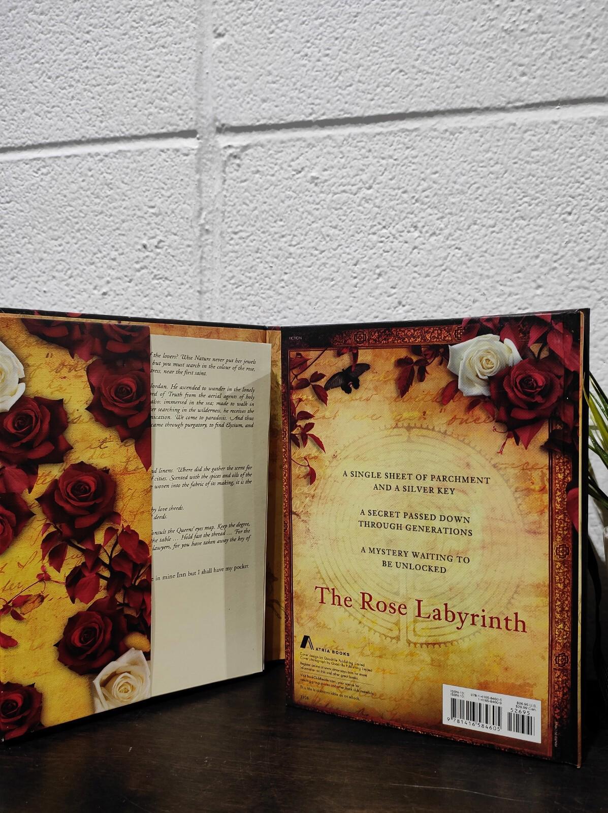 The Rose Labyrinth - Hardcover By Hardie, Titania