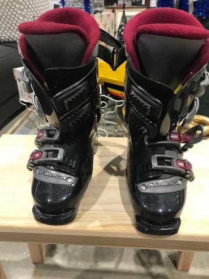 Nordica GP08 Womens Ski Boots (280mm)