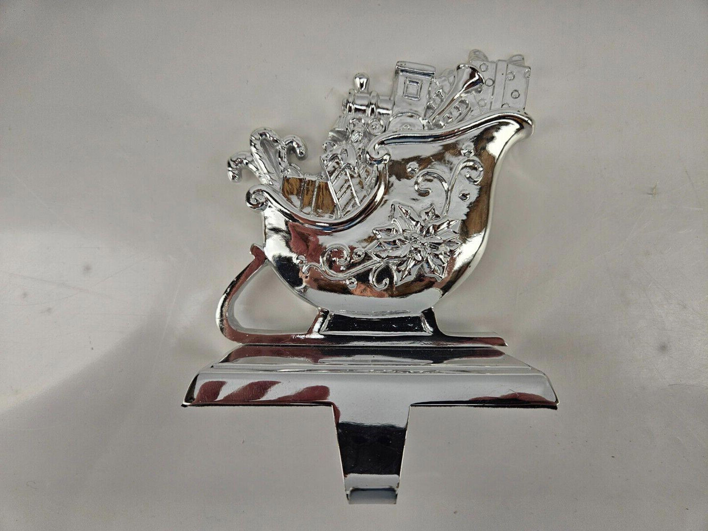 Kurt S. Adler 7 Inch Metal Sleigh Stocking Hanger