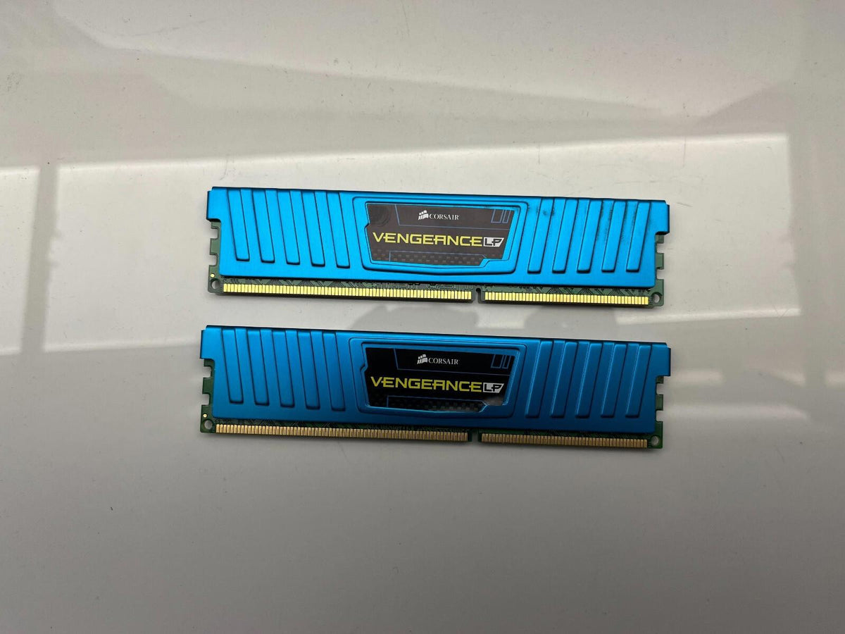 Corsair Vengeance LP 8GB (2x4GB) DDR3 RAM Kit 1600MHz 9-9-9-24 CML8GX3M2A1600C9B