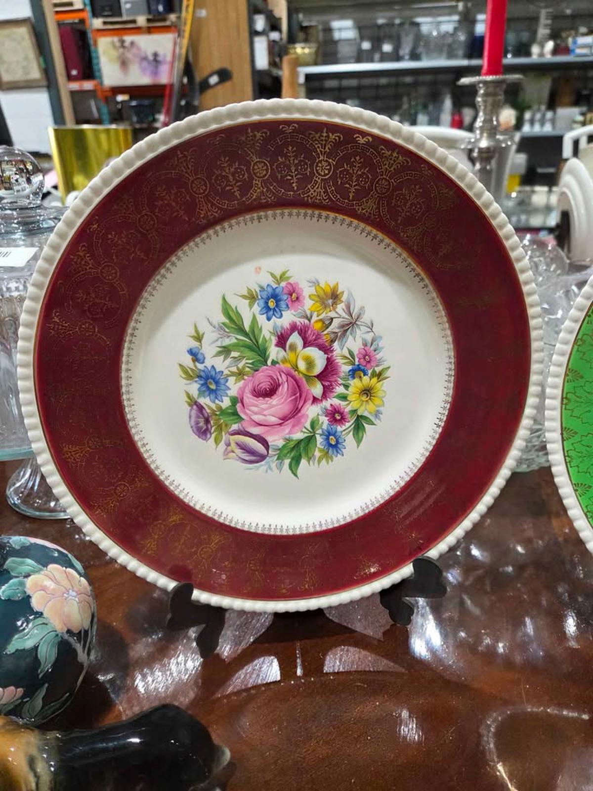 Solian Ware Vintage Floral Plates - Red & Green Pair