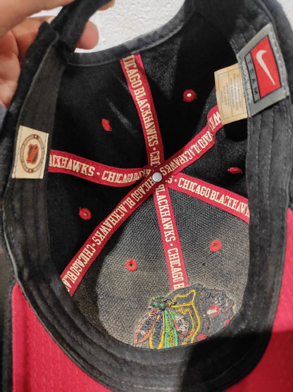Vintage Nike New Era 9Forty Chicago Blackhawks Hockey NHL Hat Adjustable