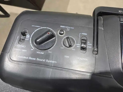 Sanyo MCD-Z30 CD/Radio/Cassette Boombox