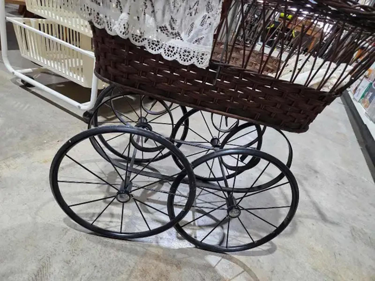 Vintage Iron/Wicker Doll Pram