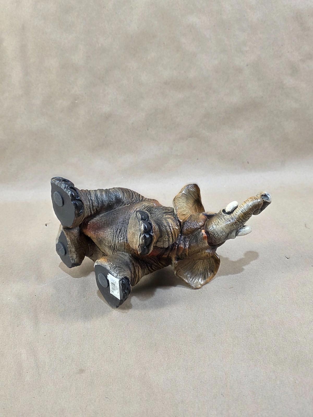 VINTAGE ELEPHANT BEASTIES OF THE KINGDOM FIGURINE"ELGIN" TRUNKUP JOHN RAYA 1988