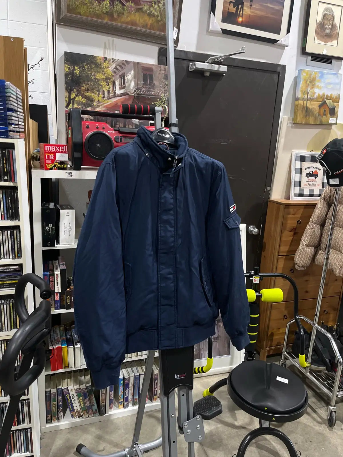 Men’s Tommy Hilfiger padded jacket Size L