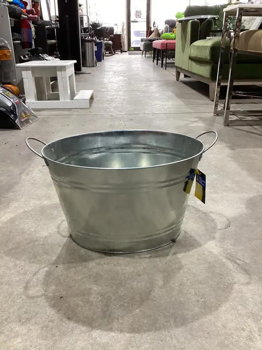 32 litre Galvanised Oval Tub