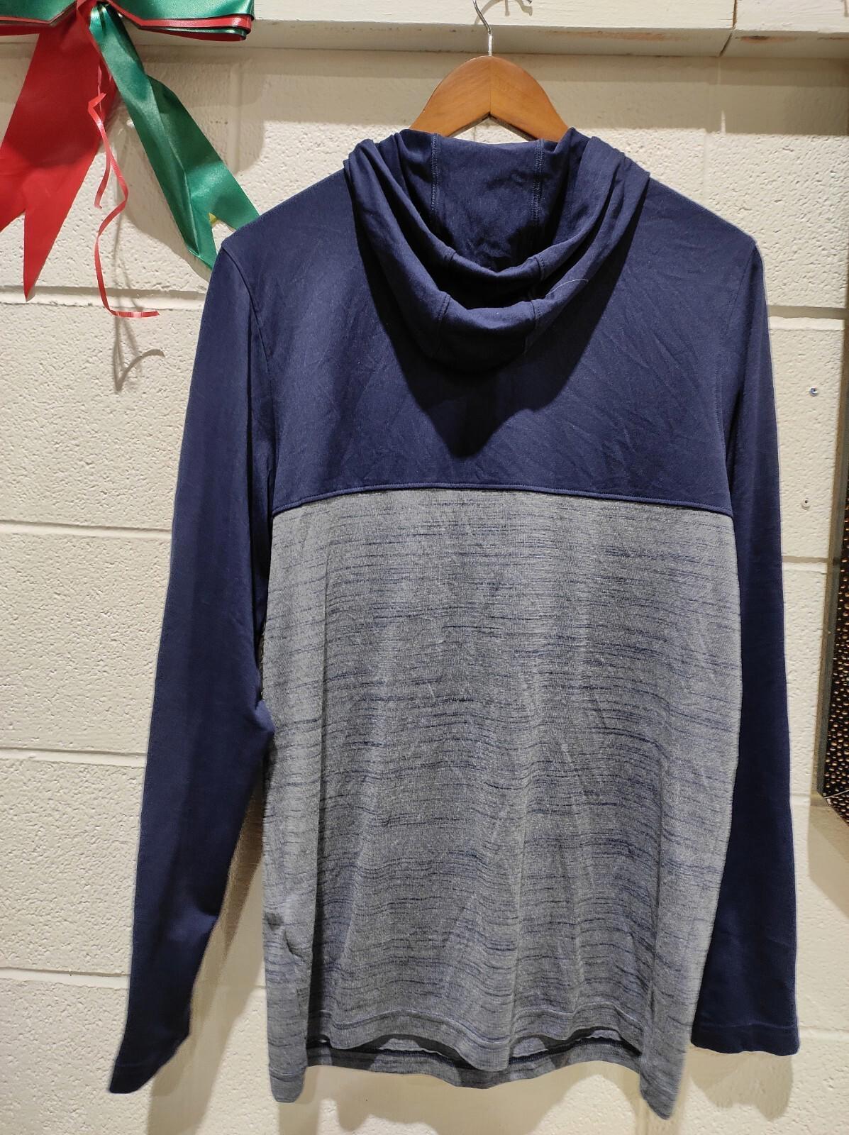 Under Armour Heatgear Hoopstrength Loose M Blue & Gray Long Sleeve hoodie