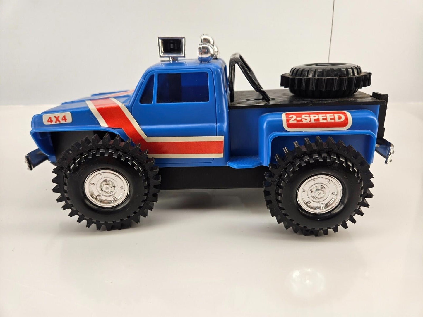 Vintage Azrak-Hamway 4x4 Toy Battery Operated Truck 1979 *Parts or Repair*