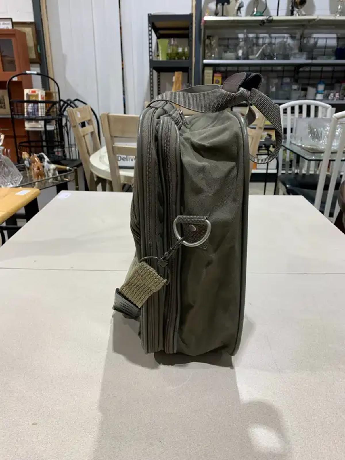 American Tourister medium butterfly luggage