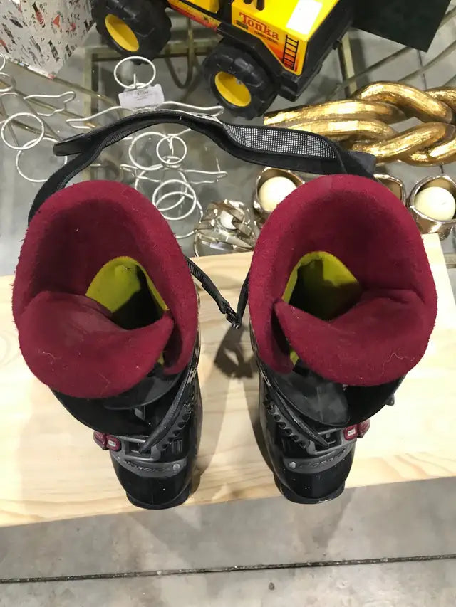 Nordica GP08 Womens Ski Boots (280mm)