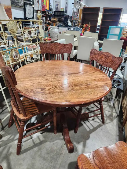 Vintage Solid Oak Extendable Table + 6 Chairs