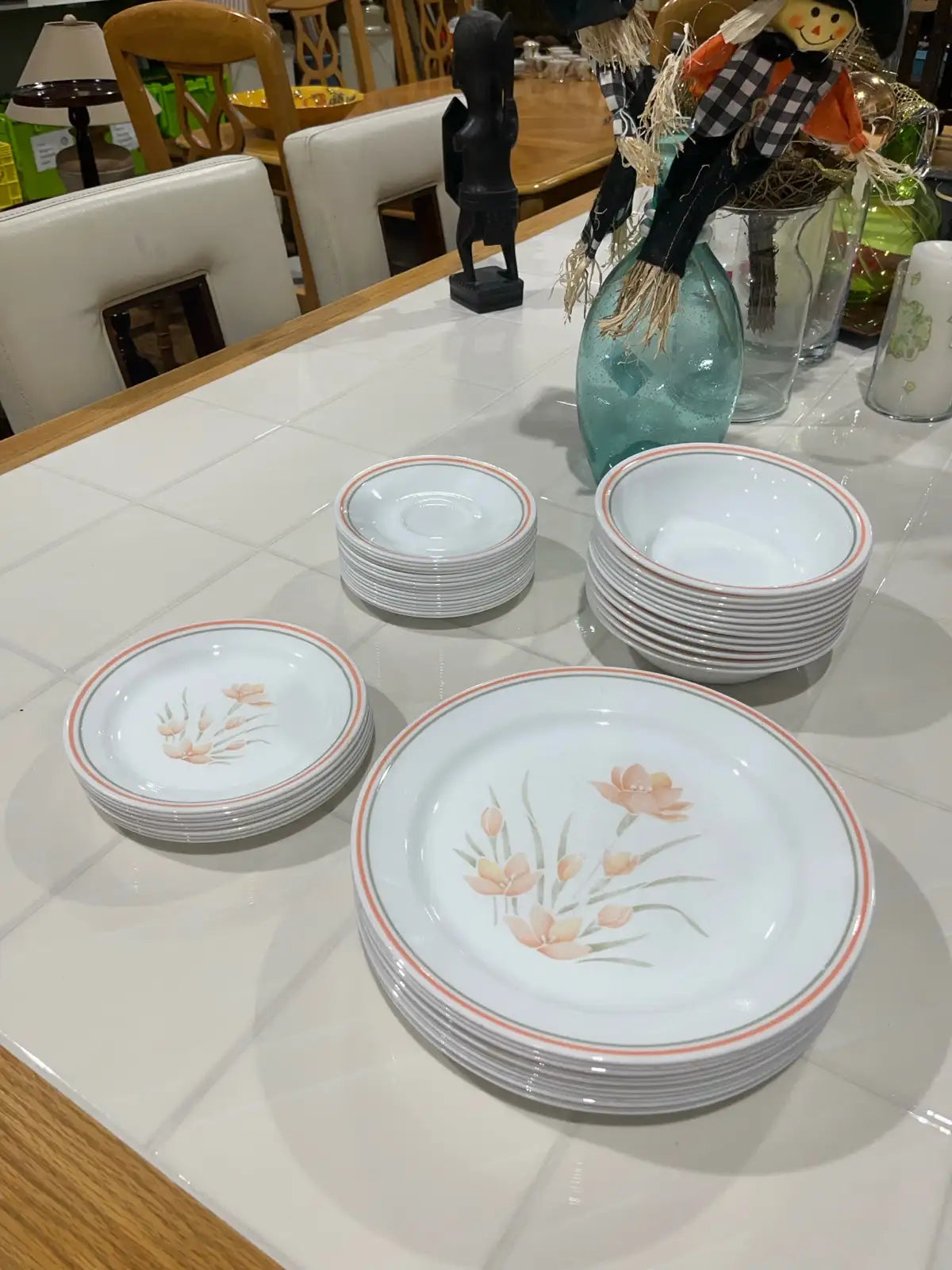 Corelle Dinnerware Set of 48 pieces – Rebound Centre