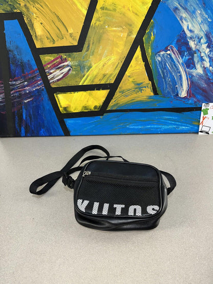 KIITOS Black Crossbody Bag