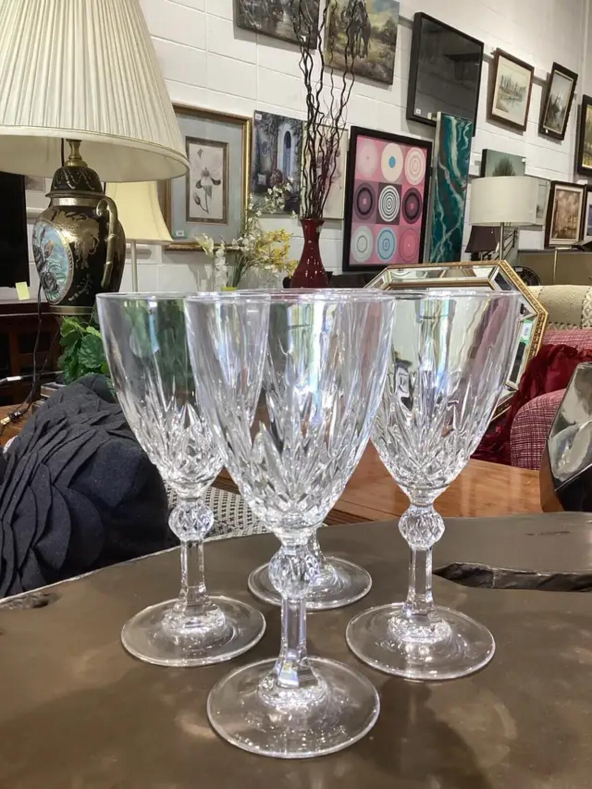Vintage Linea Gala Crystal Wine Glasses - 4 Available
