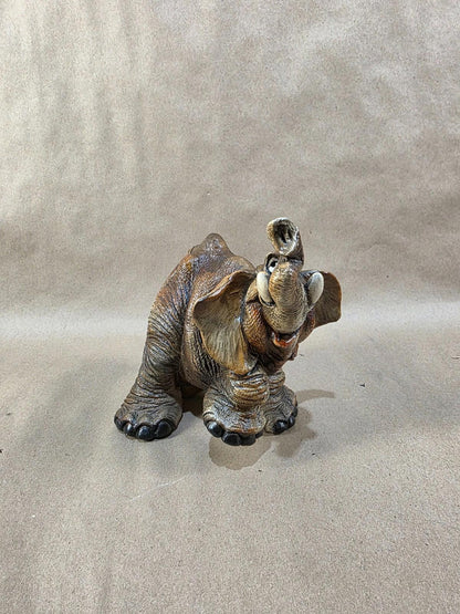 VINTAGE ELEPHANT BEASTIES OF THE KINGDOM FIGURINE"ELGIN" TRUNKUP JOHN RAYA 1988