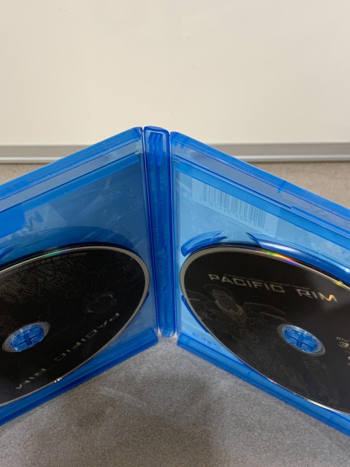 Pacific Rim 3D Blu-ray & Blu-ray
