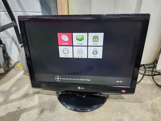 LG 22LG30 22" Television