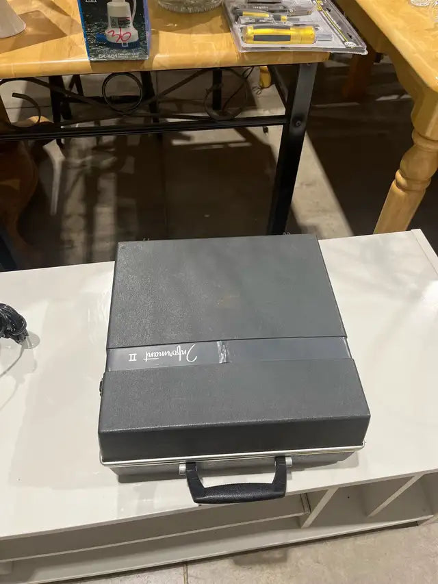 Informant II Microfilm Reader