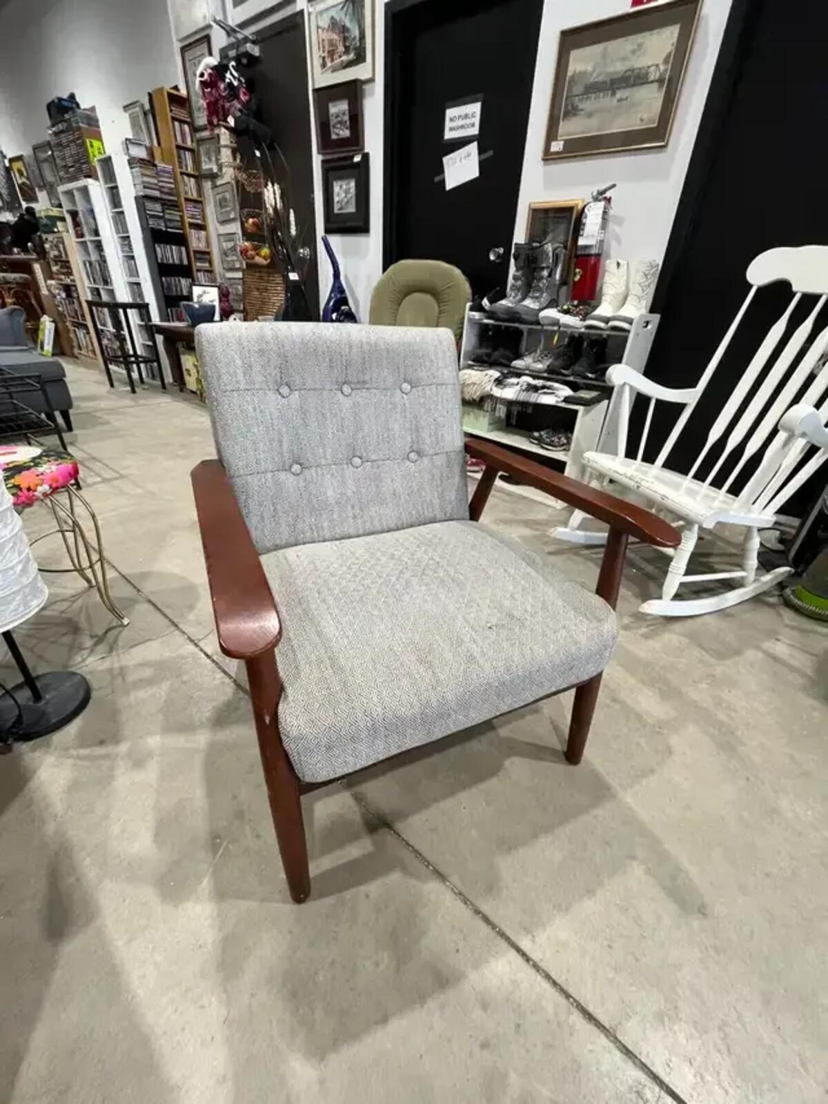 Pier 1 MCM Chair