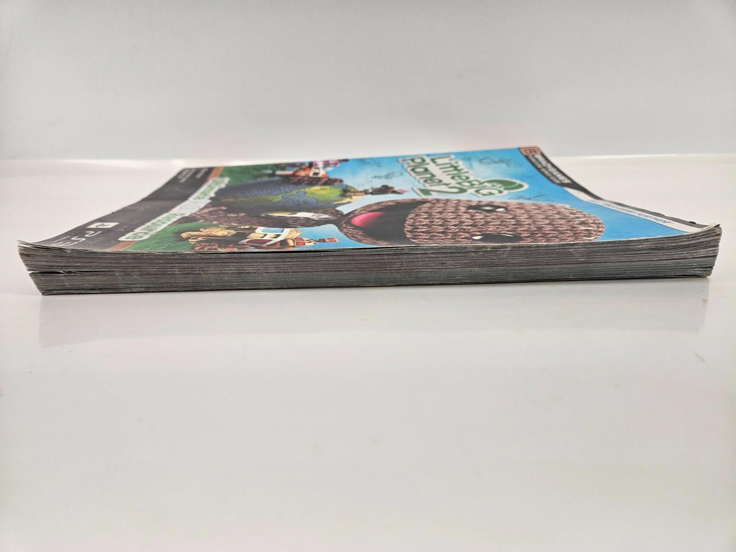 Little Big Planet 2 Signature Series Strategy Guide - BradyGames (2011)