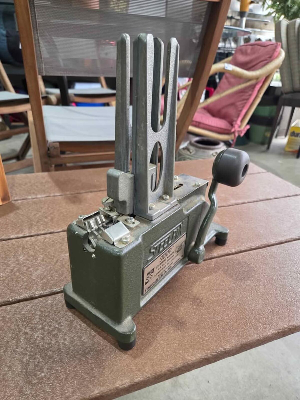 Vintage Steelpix Stemming Machine 35E