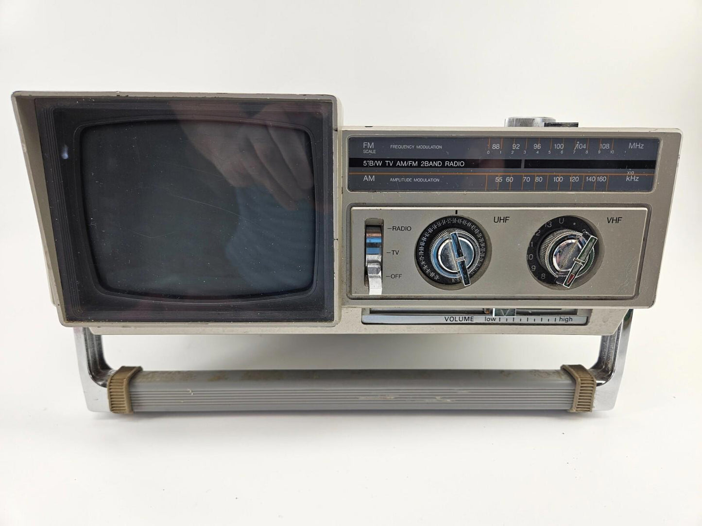 Magnasonic TMT300 Tuner and TV