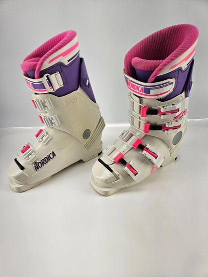 Vintage Retro Nordica 781 Ski Boots 277mm