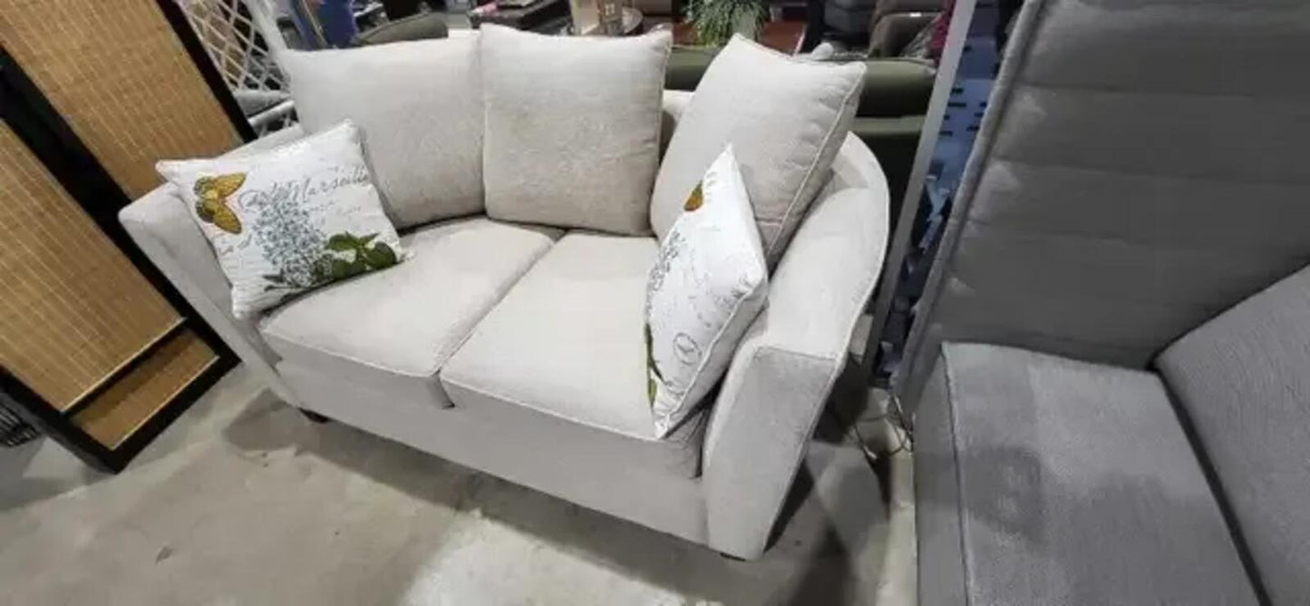 Stylus Loveseat Cream