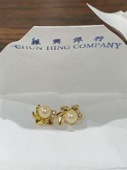2 pairs of Earings