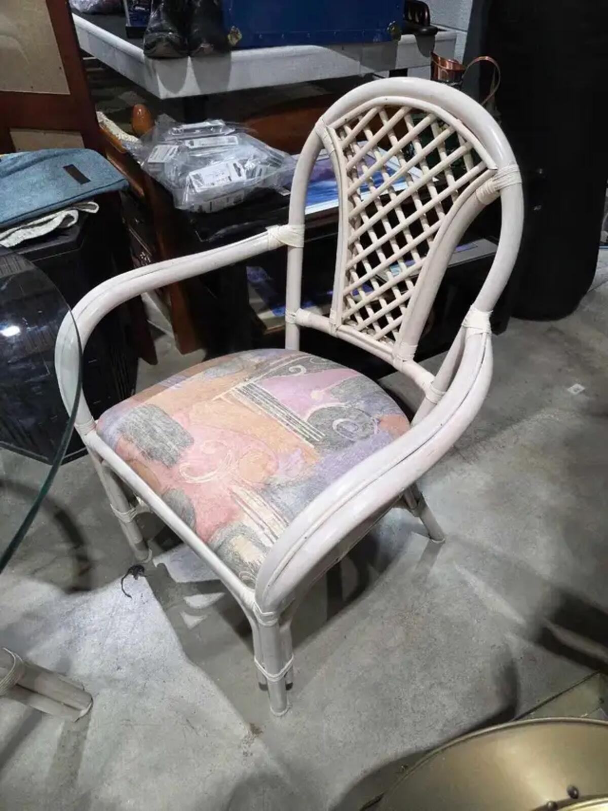 Rattan/Bentwood-Style Dining Set with Glass Top